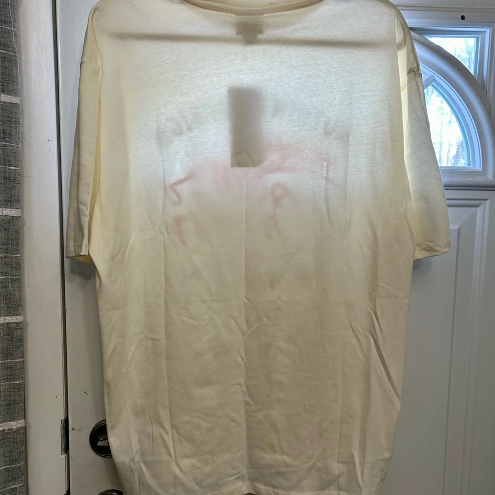 Guess Cream Short Sleeve Tee with Red Logo - Picture 4 of 4